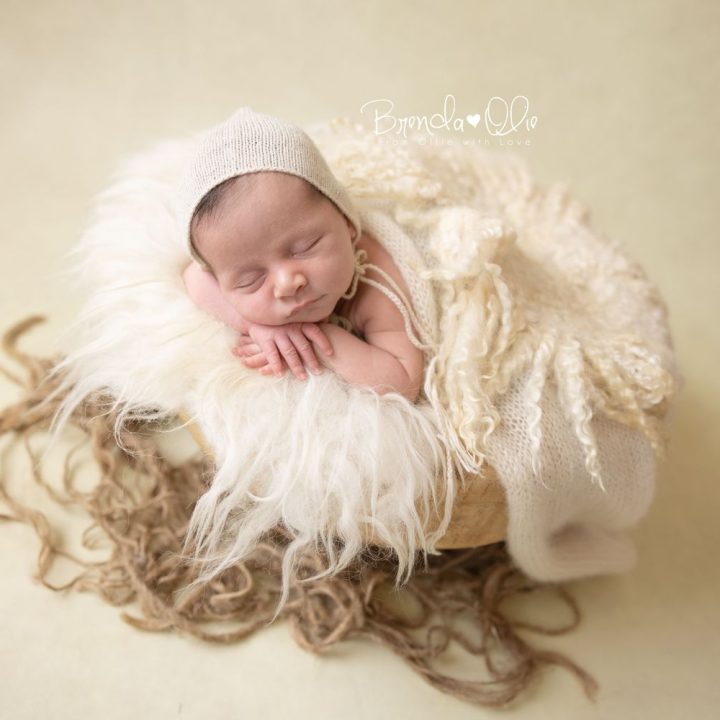 Newbornshoot in de studio